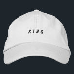 Brodée KING Homme puissant Garçon beau Casquette blanc cl<br><div class="desc">Réglez la journée avec cet élégant casquette "KING". Le texte brodé ou imprimé met en évidence votre personnalité audacieuse. Le tissu 100% coton est doux mais durable, conçu pour une usure durable. Une sangle réglable à l'arrière offre un ajustement personnalisé. Parfait pour ajouter une touche de confiance à tout ensemble...</div>