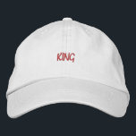 Brodée KING Text Personnalisé casquette Personnalisé Styl<br><div class="desc">Joli Accessoires pour Cheveux pour Hommes ou Garçons, Nom King Imprimé avec Casquette de baseball brodé en coton. Couleur du texte : Lipstick Casquette Couleur : Blanc. Créez votre propre casquette ou casquette de texte broder.</div>