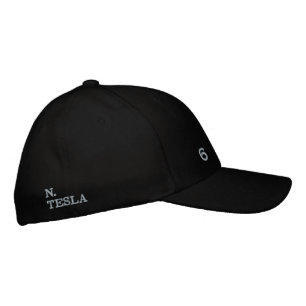 BRODÉE N CASQUETTE TESLA