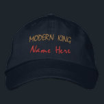 Brodée Tendance Inspirée Moderne ROI Casquette Déclaratio<br><div class="desc">Conçu pour les personnalités audacieuses,  cette casquette Navy associe un lettrage « Modern KING » saisissant à un texte personnalisable « Name Here » pour créer un accessoire de mode qui fait une déclaration.</div>