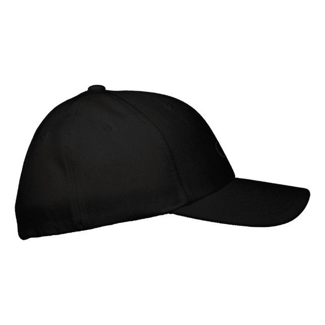 Brodée Une casquette de baseball noire avec le mot "CAP"  (Droite)