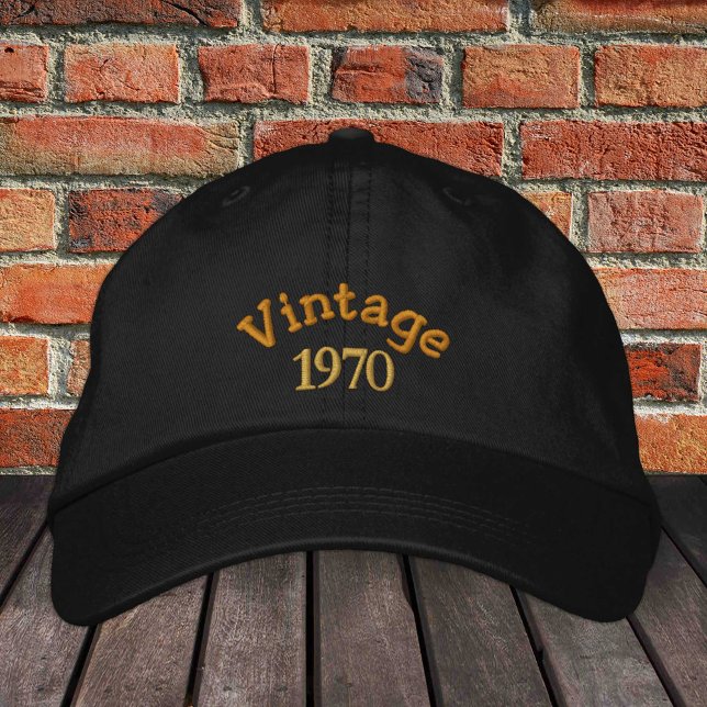 Brodée VINTAGE. casquette de baseball brodé 19xx /b'days (Créateur téléchargé)