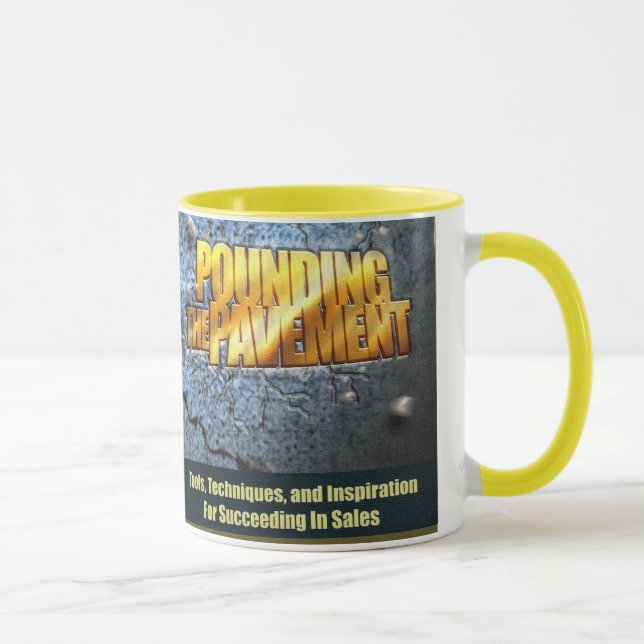 Broyage de la tasse de couverture de livre de (Droite)