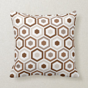 Brun géométrique de beige du coussin   de motif