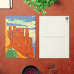 Bryce Canyon National Park Utah Carte postale Vint<br><div class="desc">Design d'illustration vectorielle de Bryce Canyon. Le parc est une vaste réserve dans le sud de l'Utah,  connue pour ses hoodoos couleur pourpre,  qui sont des formations rocheuses en forme de flèche.</div>