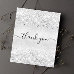 BUDGET Anniversaire argent parties scintillant pou<br><div class="desc">Un carte de remerciements d'anniversaire féminin et élégant. Une couleur arrière - plan à l'aspect métallique faux argenté. Avec de la poussière de parties scintillant fausse. Sur l'avant grand main écriture et le texte : Merci. Retour : Personnalisez et ajoutez Votre note de remerciement et votre nom. Le nom est...</div>