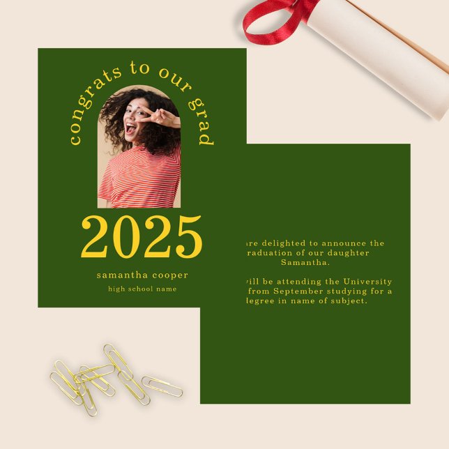 Budget Arch Photo 2025 Grad Green Faire-part (front and back view)