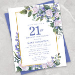 Budget Blue White Floral Invitation 21e anniversai<br><div class="desc">De jolies roses blanches et des fleurs bleues sont nichées dans des feuilles vert foncé sur un cadre doré.</div>