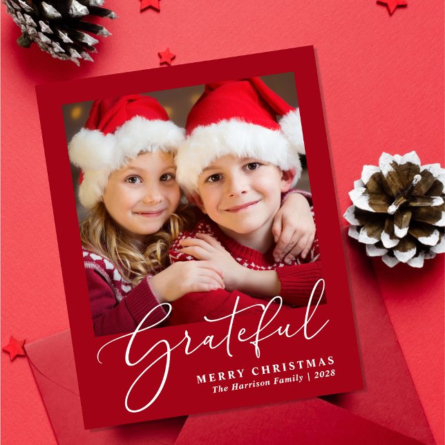 Budget Gratuit Photo Rouge Noël Carte de vacances (Share the love and warmth of the holiday season with this personalized photo Christmas card)
