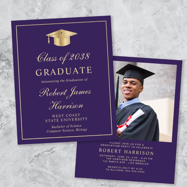Budget Photo Purple Gold Invitation de la partie d (An elegant college graduation party invitation to celebrate the graduate's achievements)