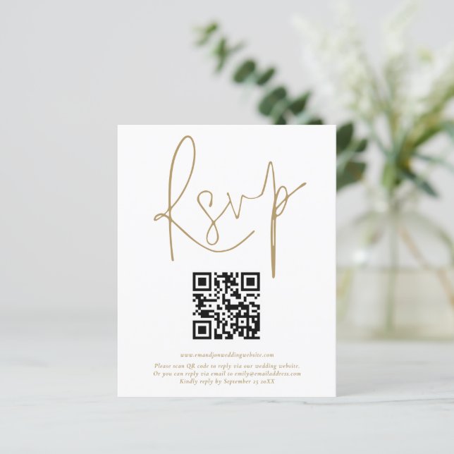 Budget QR Code Gold Script Wedding RSVP (Debout devant)