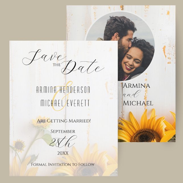 Budget Rustic Sunflower Wedding Enregistrer la dat (A budget rustic sunflower wedding save the date card with white barn wood and photo.)