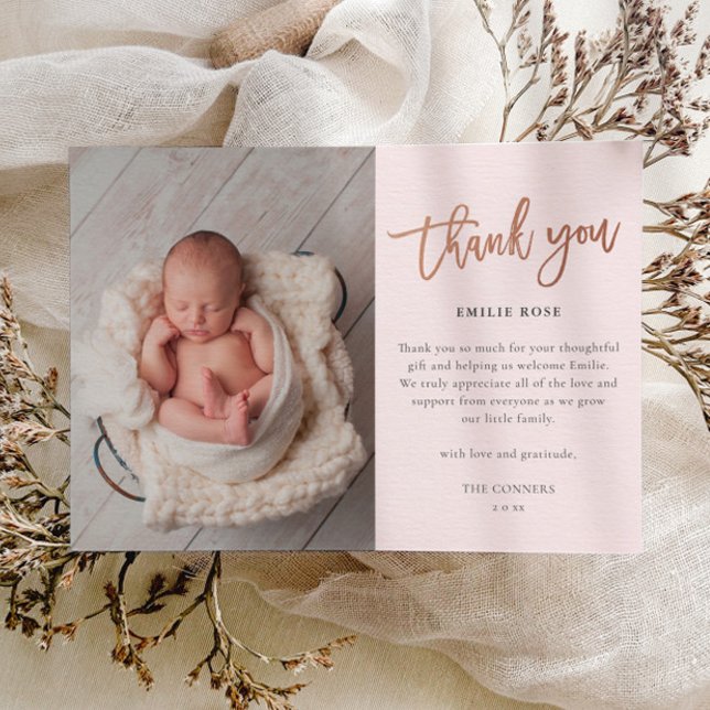 Budget Script Carte de remerciements photo bébé (Elegant rose gold script modern baby photo thank you card.)