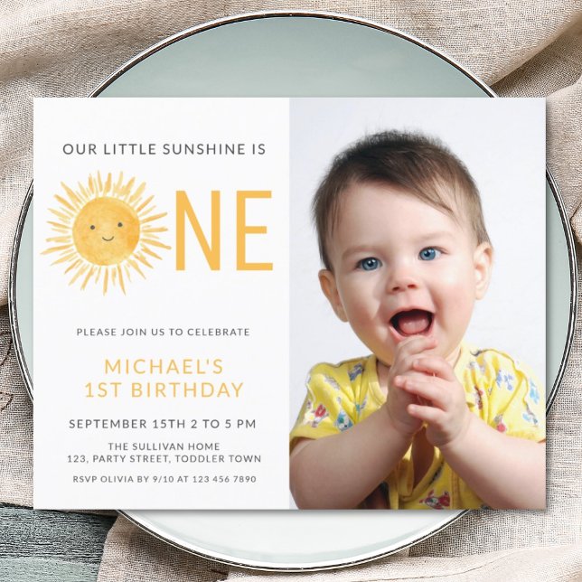 Budget Sunshine Boy's First Birthday Party Invitat (Créateur téléchargé)