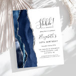 Budget Surprise 30e anniversaire fête Blue Agate<br><div class="desc">Le bord gauche de cette élégante invitation de fête d'anniversaire surprise est orné d'une bordure marine en aquarelle bleu ornée d'une parties scintillant en faux argent. Le texte personnalisable combine écriture manuscrite, copperplate et polices italiques en gris fusain sur un arrière - plan blanc. L'envers est assorti d'un design d'agate...</div>