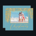 Budget Tropical Merry Christmas Photo Holiday Card<br><div class="desc">Les petites cartes de Noël en papier de 4, 5 po x 5, 6 po sont dotées de frondes de palmier en faux or à parties scintillant bleu turquoise, de votre photo préférée et de noms sur ces cartes photos de vacances. Ces cartes photos de vacances abordables sont imprimés sur...</div>