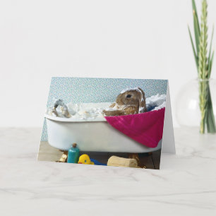 Bunny dans le bain carte de fête des mères
