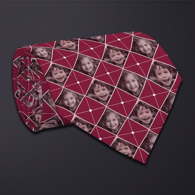 Burgundy Diamond 2-Photo Cravate Motif (Créateur téléchargé)