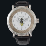Burlap Inspiré Honey Bee Montre Personnalisée<br><div class="desc">Une montre illustrant une abeille au centre. Personnalisez avec votre nom. L'Arrière - plan est inspiré de burlap.</div>