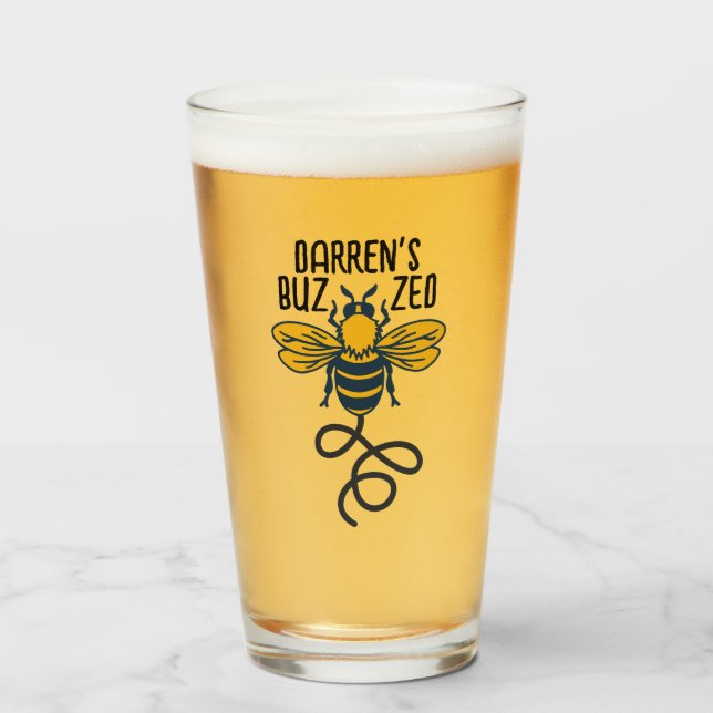 "Buzzed" avec une abeille Verre à bière personnali (Devant (rempli))