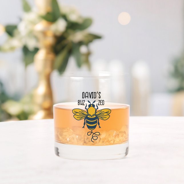 "Buzzed" avec verre à whisky personnalisable abeil (Insitu (Mariage))