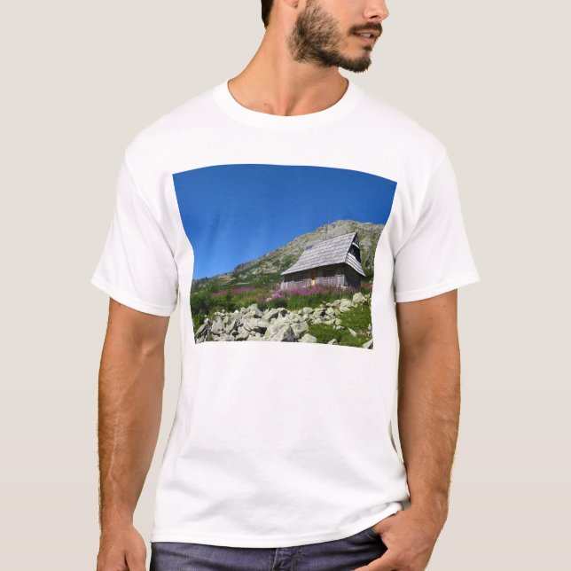 Cabane dans la vallée des Cinq Étangs, T-shirt Tat (Devant)