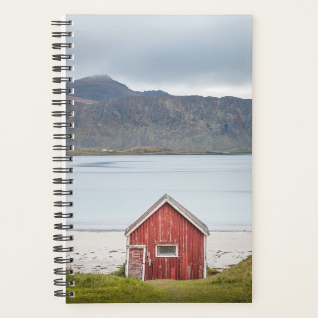 Cabine rouge Ramberg Lofoten (Devant)