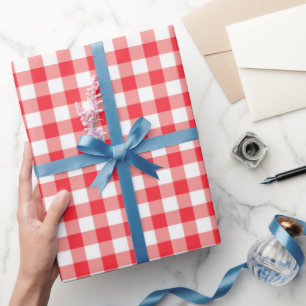 Cadeau Boy Red En vichy papier d'enveloppement d'annivers