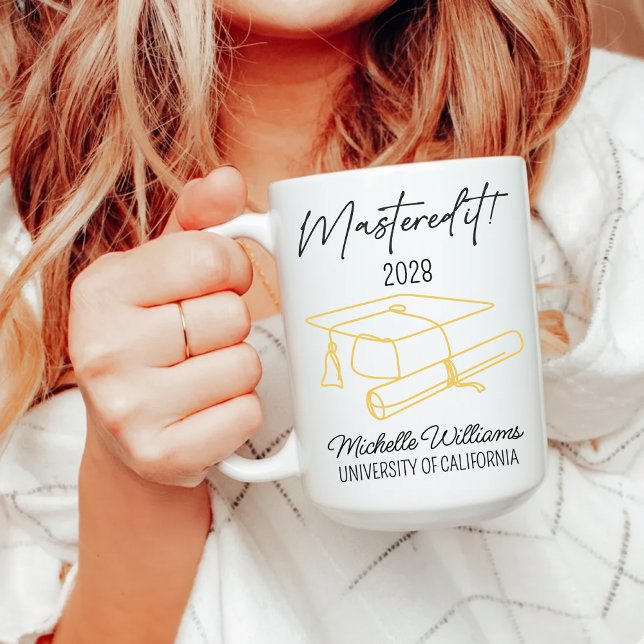 Cadeau de Tasse de Remise des Diplômes de Master P (Personalized Graduate Mug Gift for Niece or Friend, Custom Master’s Graduation Mug Gift for Her)