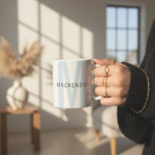 Cadeau de tasse personnalisée bleu ciel avec monog
