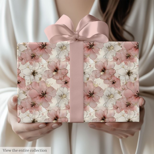 Cadeau Élégants fleurs roses et papier d'anniversaire dor (Elegant pink flowers and gold birthday paper wrap)