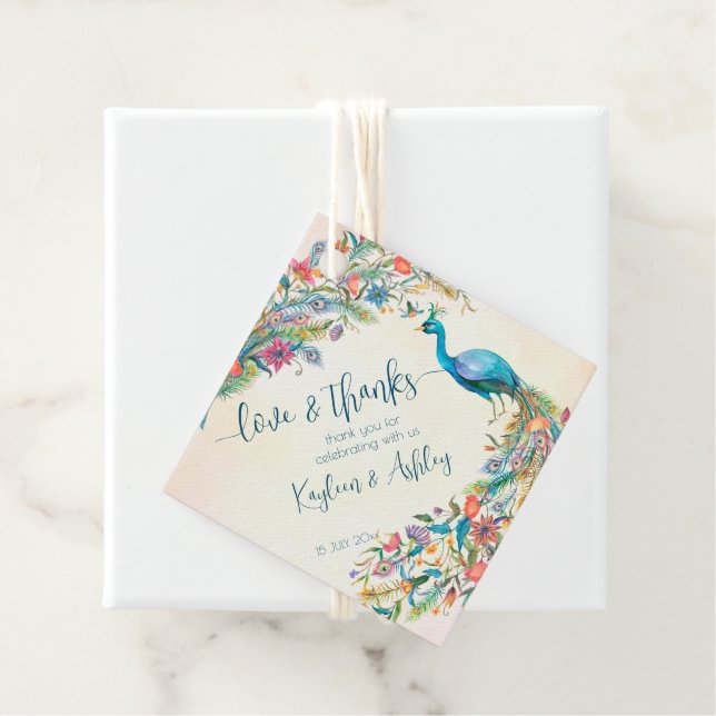 Cadeau Étiquettes cadeaux de fiançailles à thème paon flo (En situation)