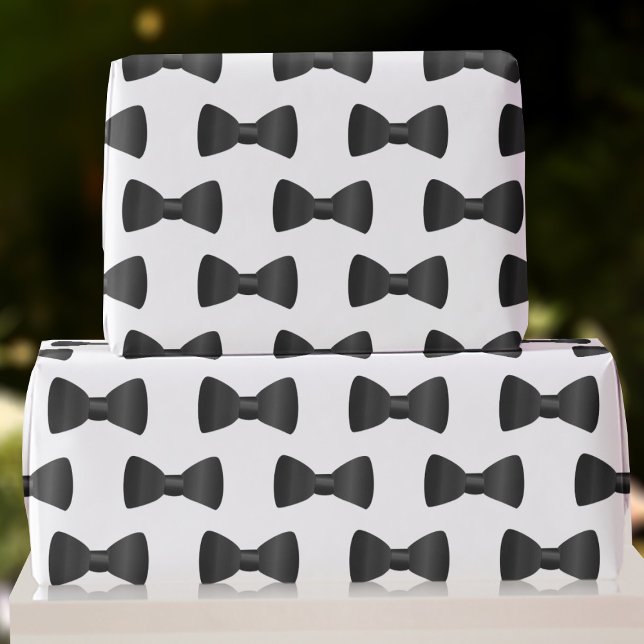 Cadeau Papier d'emballage à nœud papillon noir et blanc p (Black and white bow tie pattern wrapping paper perfect for Groomsmen gifts!)