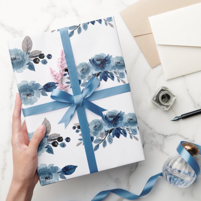 Cadeau Papier d'enveloppement floral bleu poussiéreux (Cadeaux)