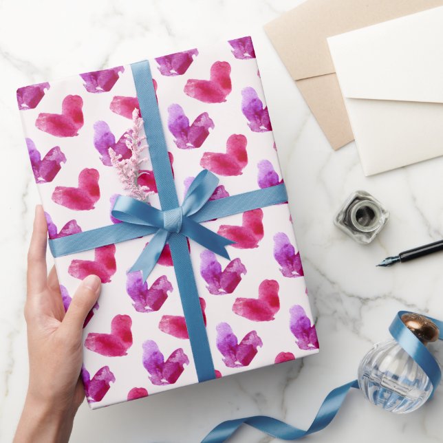Cadeau Papier enveloppant avec empreintes cardiaques (Cadeaux)