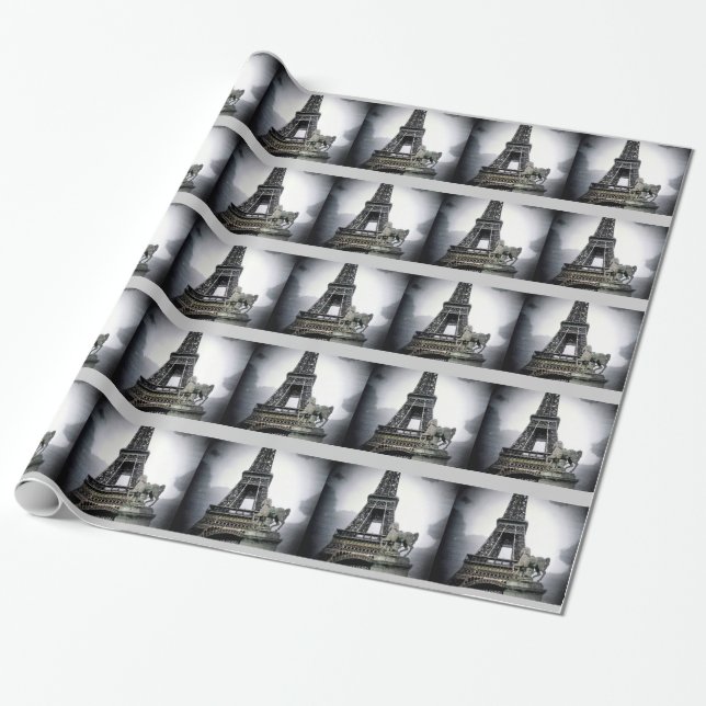 Cadeau Papier enveloppant Tour Eiffell Paris (Déroulé)