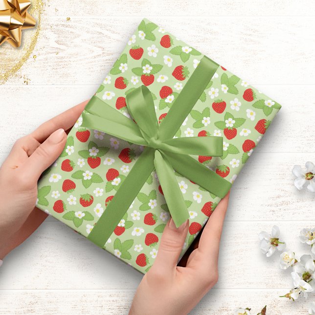Cadeau Papier Motif à enveloppement de fraises florales (Créateur téléchargé)