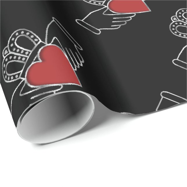 Cadeau Papier Motif rouge et noir Claddagh (Coin rond)