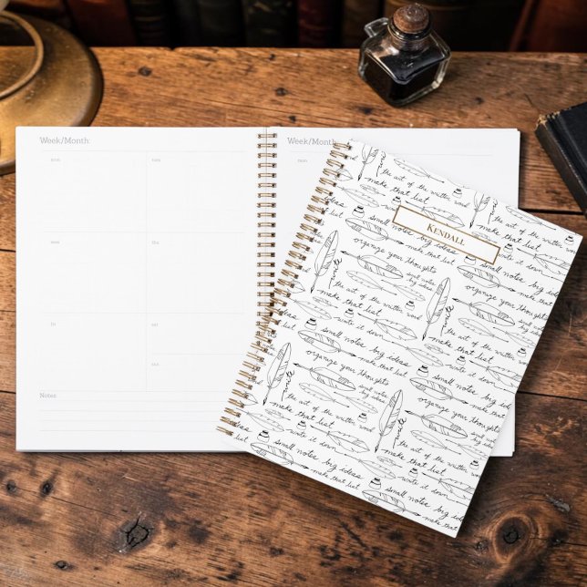 Cadeau personnalisé avec nom pour écrivain (Personalized writer's planner with handwritten script.)