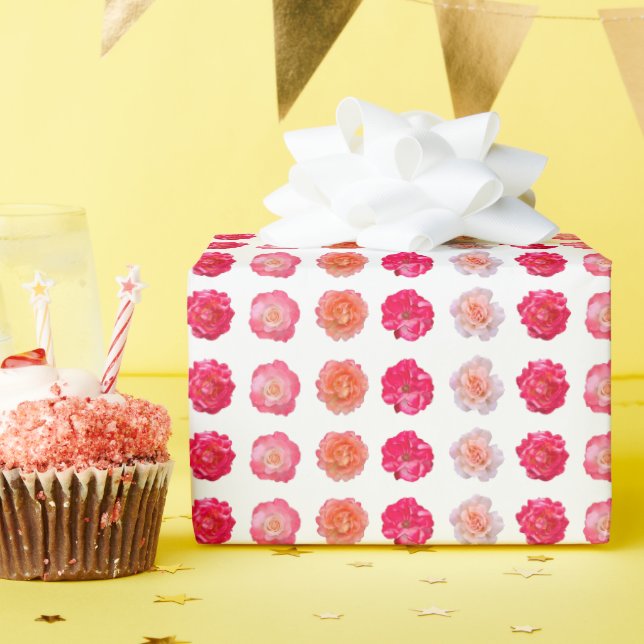 Cadeau Rose Répète Papier D'emballage (Fête d'anniversaire)