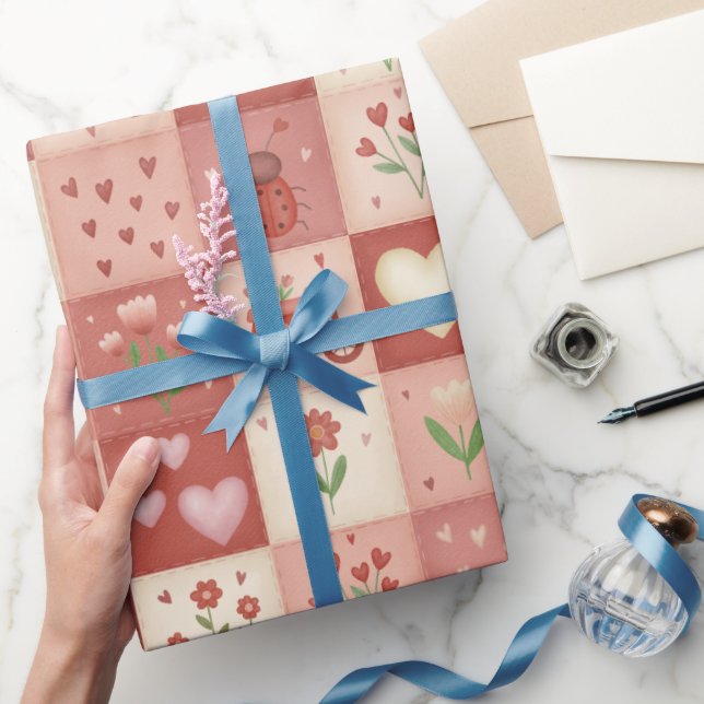 Cadeau Rouleau de papier d'emballage - Patchwork d'amour  (Cadeaux)