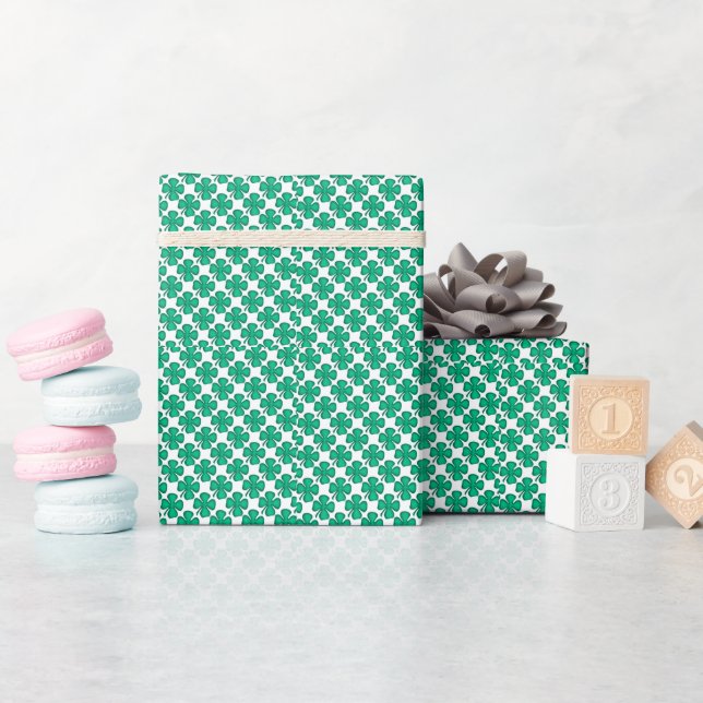 Cadeau Tiny Four Leaf Clovers papier d'emballage brillant (Baby Shower)