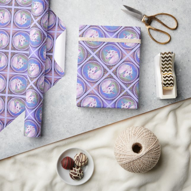 Cadeau Un papier d'emballage paradisiaque violet (Artisanat)