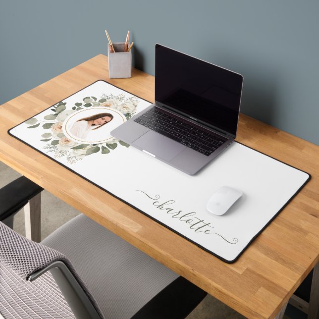 Cadre floral doux avec photo et nom (Bureau 2)