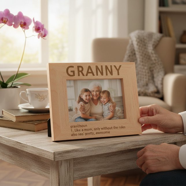 Cadre photo gravé laser Granny Definition (Créateur téléchargé)