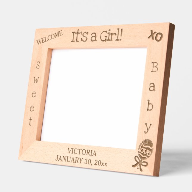 Cadres Gravés C'est une petite fille Nom du bétail 10 x 8 Photo (Gauche)