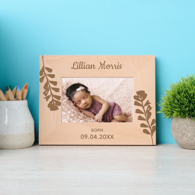 Cadres Gravés Floral Nouveau-né Nom et date du bébé (Créateur téléchargé)