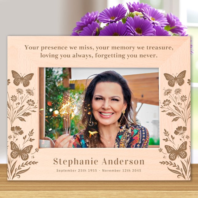 Cadres Gravés Mémorial Papillon floral Bois photo souvenir (Créateur téléchargé)