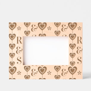 Cadres Gravés Monogrammes et cordes de coeur personnalisés