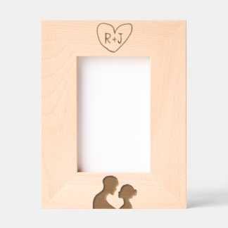 Cadres Gravés Simplistic Initials Carved Tree Sillhouette